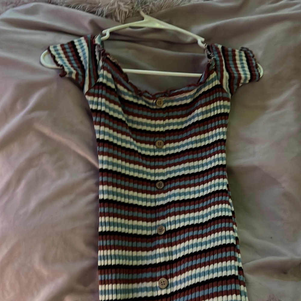 3 pieces of clothes for sale